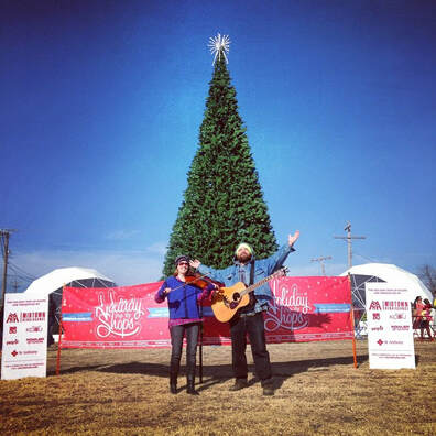 Casey & Minna, Violin, acoustic guitar, Casey Friedman, Oklahoma City, Christmas music, Pop up shops, Minna Biggs, Picture